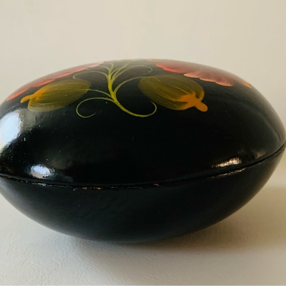 Wooden hand painted box - Picture 2 of 8